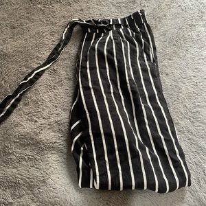 fashionnova striped flowy bottoms